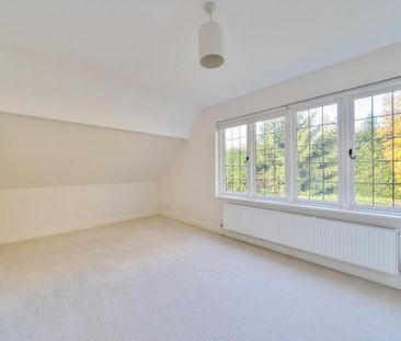 5 bedroom detached house to rent - Photo 4