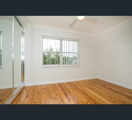 12 Tennent Road, Mount Hutton, NSW 2290 - Photo 3
