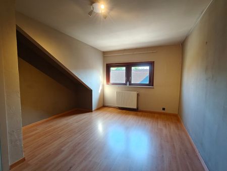 Ruime bel-étagewoning met garage, tuin en vier slaapkamers - Foto 3