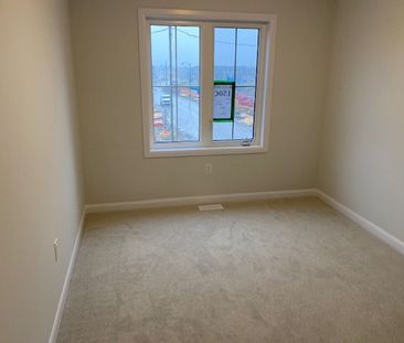 For Lease - 506 Ingenuity Row, Kanata, Ontario - Photo 4