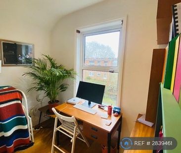 3 bedroom terraced house to rent - Photo 6