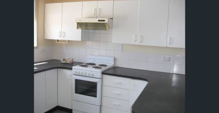 Top Floor Apartment Entry Via Featon Place - Photo 3