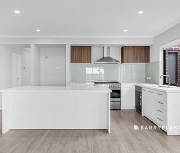 Brand New Family Living! - Photo 3