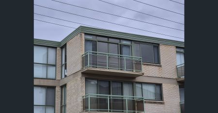 9/105 Ocean Parade, Blue Bay, NSW 2261 - Photo 2