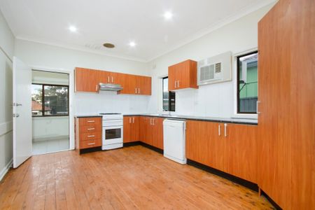 47 Beaumont Street, Auburn - Photo 5