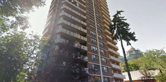 10 Huntley Street #1102 - Photo 2