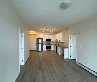 2 Bed 2 Bath Condo For rent (Utilities+Internet Included) - Photo 3