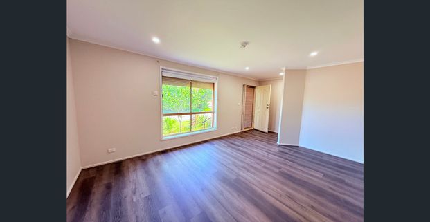 Ideal Family Home in a Quiet Court - Photo 1