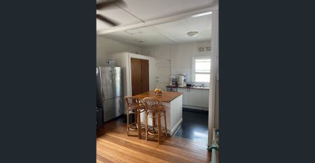 Spacious Home in Prime Location - Photo 2