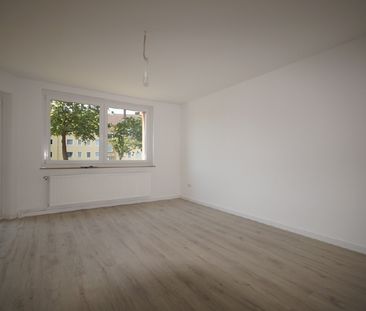 Gut geschnittene 3-Zimmer-Wohnung mit Balkon - Photo 1