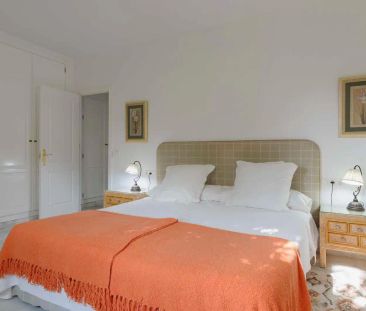 Casa o chalet de alquiler en Armada-ur Los Monteros, 5, Los Monteros - Photo 2