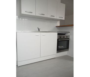 A LOUER - Rue Coursalon - Studio de 27m² - Photo 3