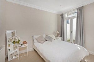 Chaldon Road, London, SW6 - Photo 2