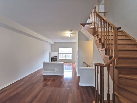 For Lease - 16 Vecchia Street, Markham, Ontario - Photo 3