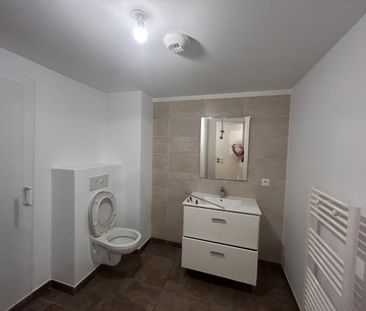 Location Appartement 2 pièces 47m² VENCE 06140 - Photo 4