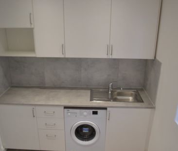 Studio Flat, Mayfair Avenue, IG1 - Photo 2