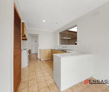 Family home near all the amenities! - Photo 5