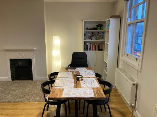 Room in a Shared Flat, King Street, W6 - Photo 1