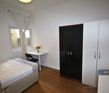 5 bedroom terraced house to rent - Photo 5