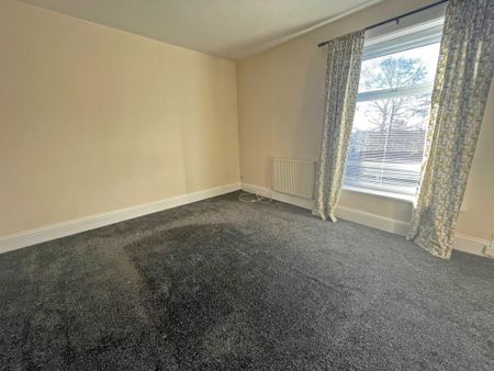 Middleton Road, Chadderton - Photo 4