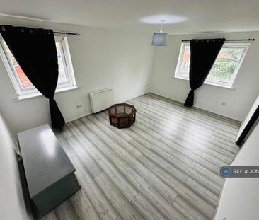 1 bedroom flat to rent - Photo 2