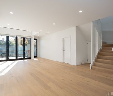 2/46 Toolangi Road, Alphington - Photo 4