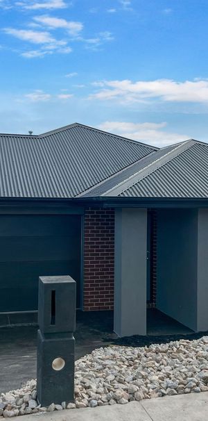 2B Mahogany Close, 3875, Lucknow Vic - Photo 1