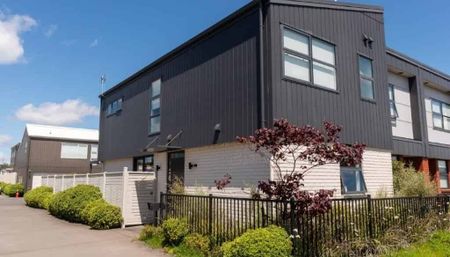 Fabulous in Flatbush - Photo 5