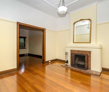 Thinking of selling? Contact our agent - Photo 1