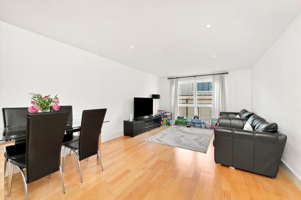 Vauxhall Bridge Road, Pimlico & Westminster, SW1V, London - Photo 1