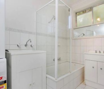 Villa by the beach - Photo 2