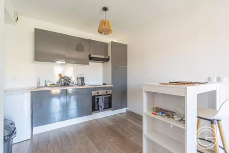 Location Appartement 2 pièces 38m² NICE 06200 - Photo 5