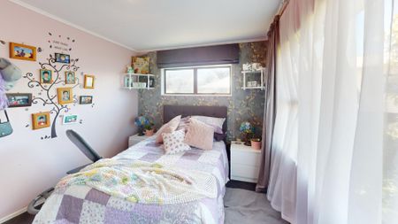Feilding - 3 bedrooms - Photo 4