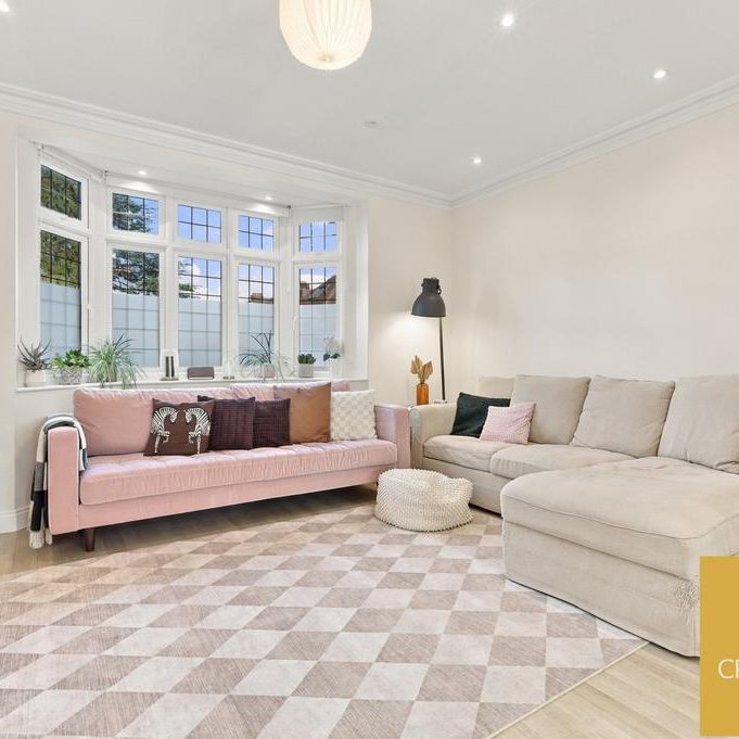 3 bedroom semi-detached house to rent - Photo 1