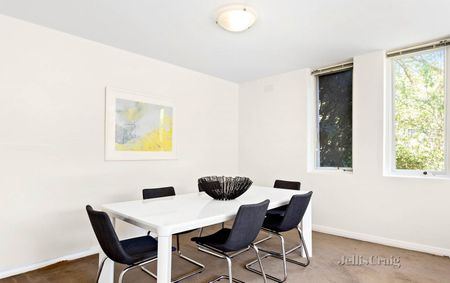 1/411 Toorak Road, Toorak - Photo 2