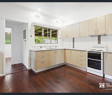 Charming Three Bedroom Home in Convenient Murwillumbah Location - Photo 6