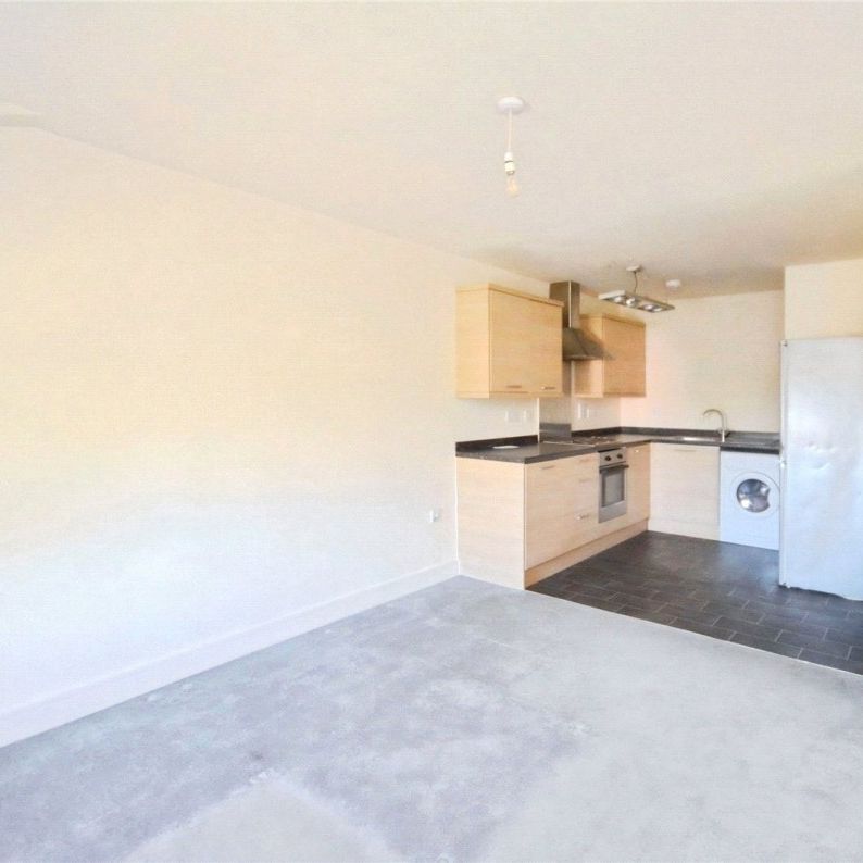 Huddersfield Road, Mirfield, West Yorkshire, WF14 - Photo 1