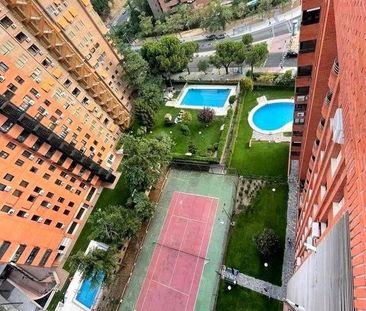 4 bedroom luxury penthouse for rent in Madrid, Autonomous Region of... - Photo 5