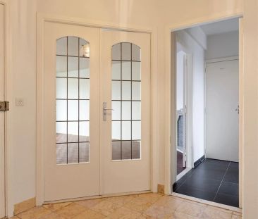 Lichtrijk appartement op gegeerde locatie - Photo 4