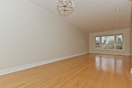 For Lease - 36 Doddington Drive, Toronto, Ontario - Photo 2