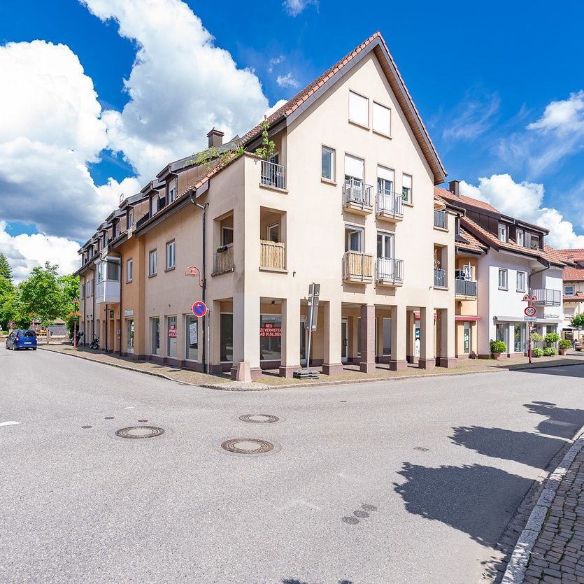 In Vorbereitung: 3 Zimmer ZENTRAL in Steinen Eisenbahnstr. - Photo 1
