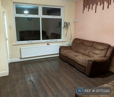 2 bedroom terraced house to rent - Photo 2