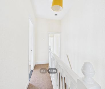 3 bedroom terraced house to rent - Photo 6