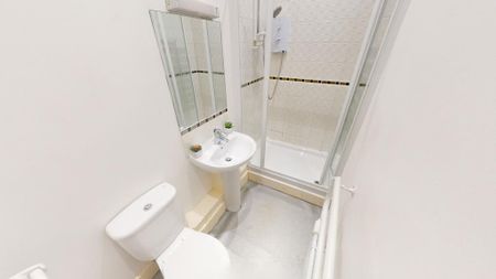 1 bedroom ground floor flat to rent - Photo 3