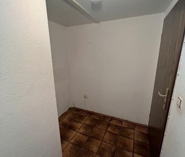 Souterrain-Apartment, große Terrasse - Photo 2