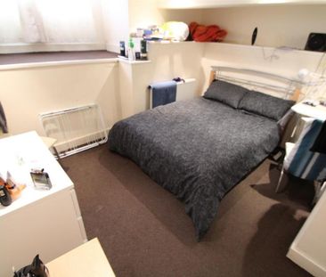 1 bedroom in a house share to rent - Photo 6