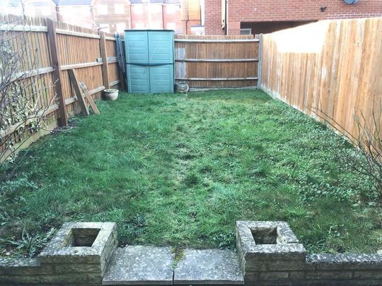 3 bedroom terraced house to rent - Photo 1