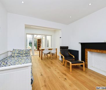 Detached in Colston Avenue , Carshalton, SM5 2NU - Photo 5