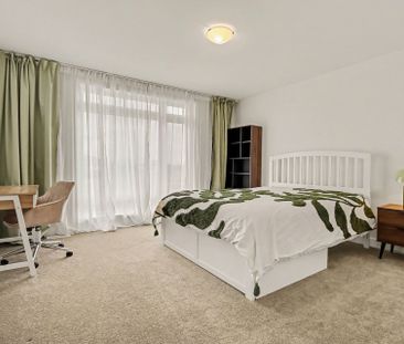 For Lease - 810 Acai Way, Blossom Park - Airport and Area, Ontario - Photo 6