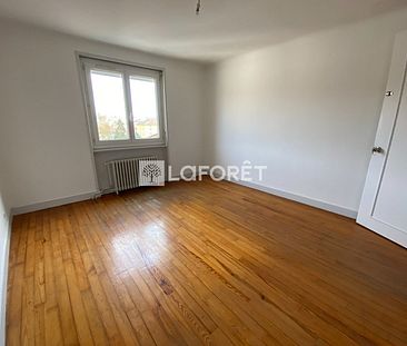 Apartment - Photo 2